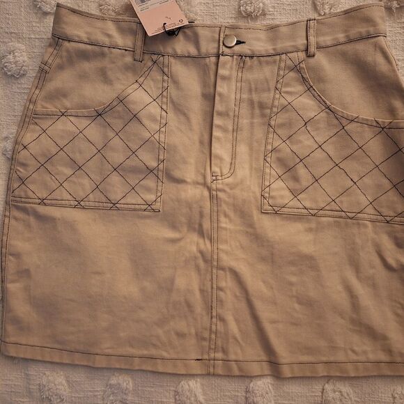 NWT Sz 12 Missguided beige denim skirt, contrast stitch - Picture 11 of 12